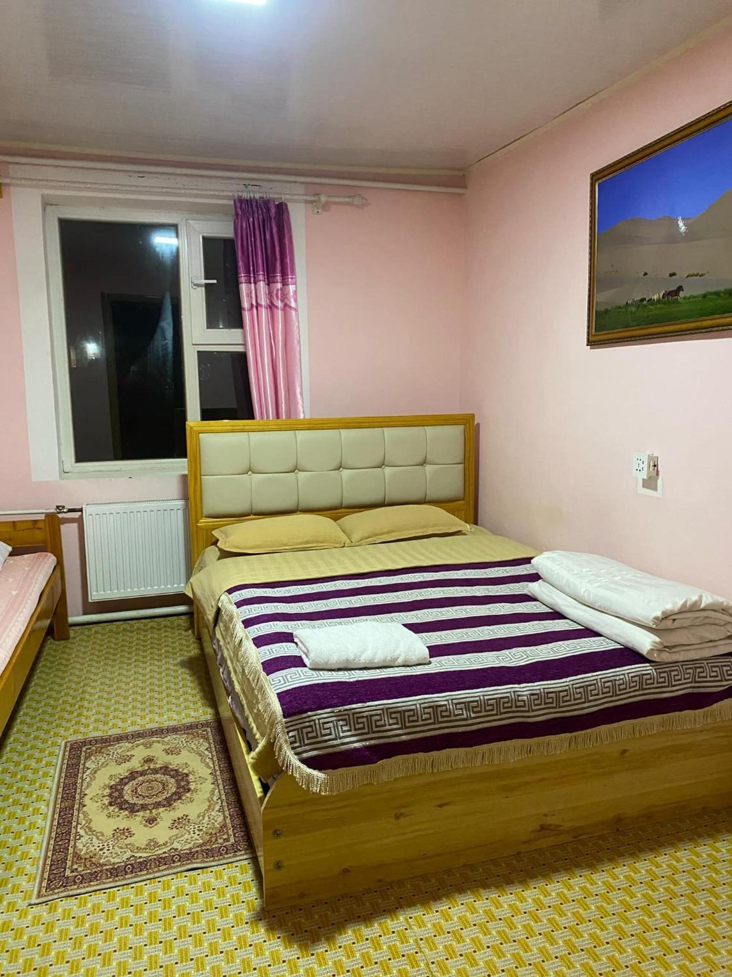 Gaya'S Guest House Harhorin Kültér fotó