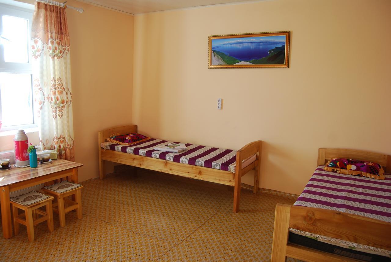 Gaya'S Guest House Harhorin Kültér fotó